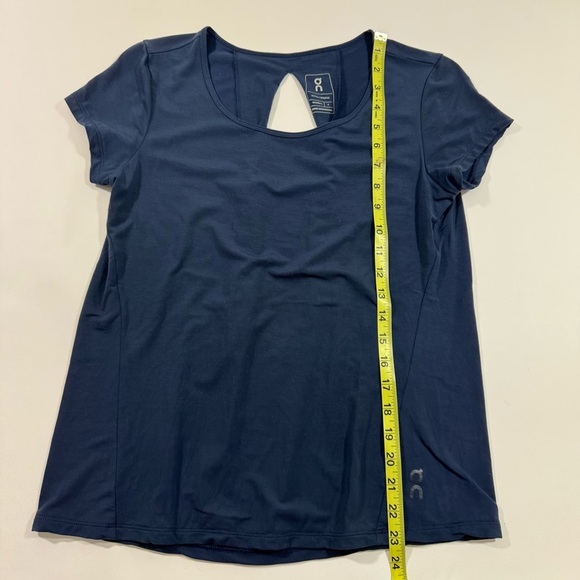 On Cloud Running Active Tee Shirt Breathe Blue Open Back - Picture 6 of 7